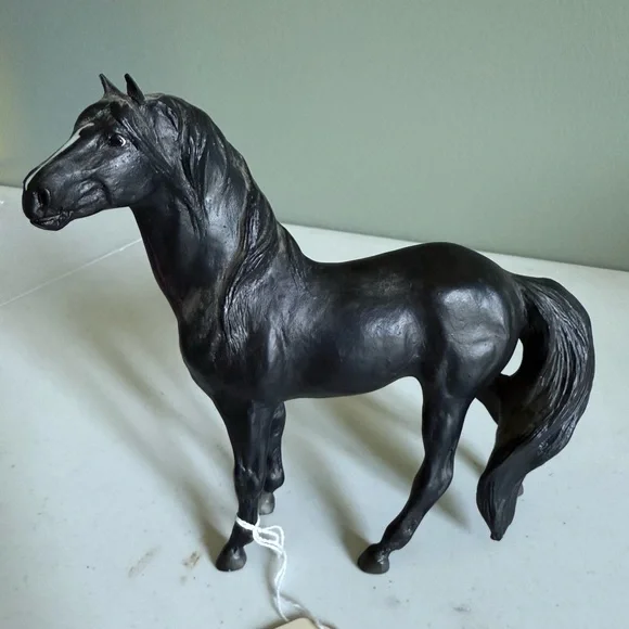 Breyer America's Wild Mustangs - Eclipse and Tawny - Picture 2 of 3